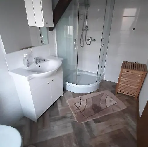 Pod Dębem Zarnowska